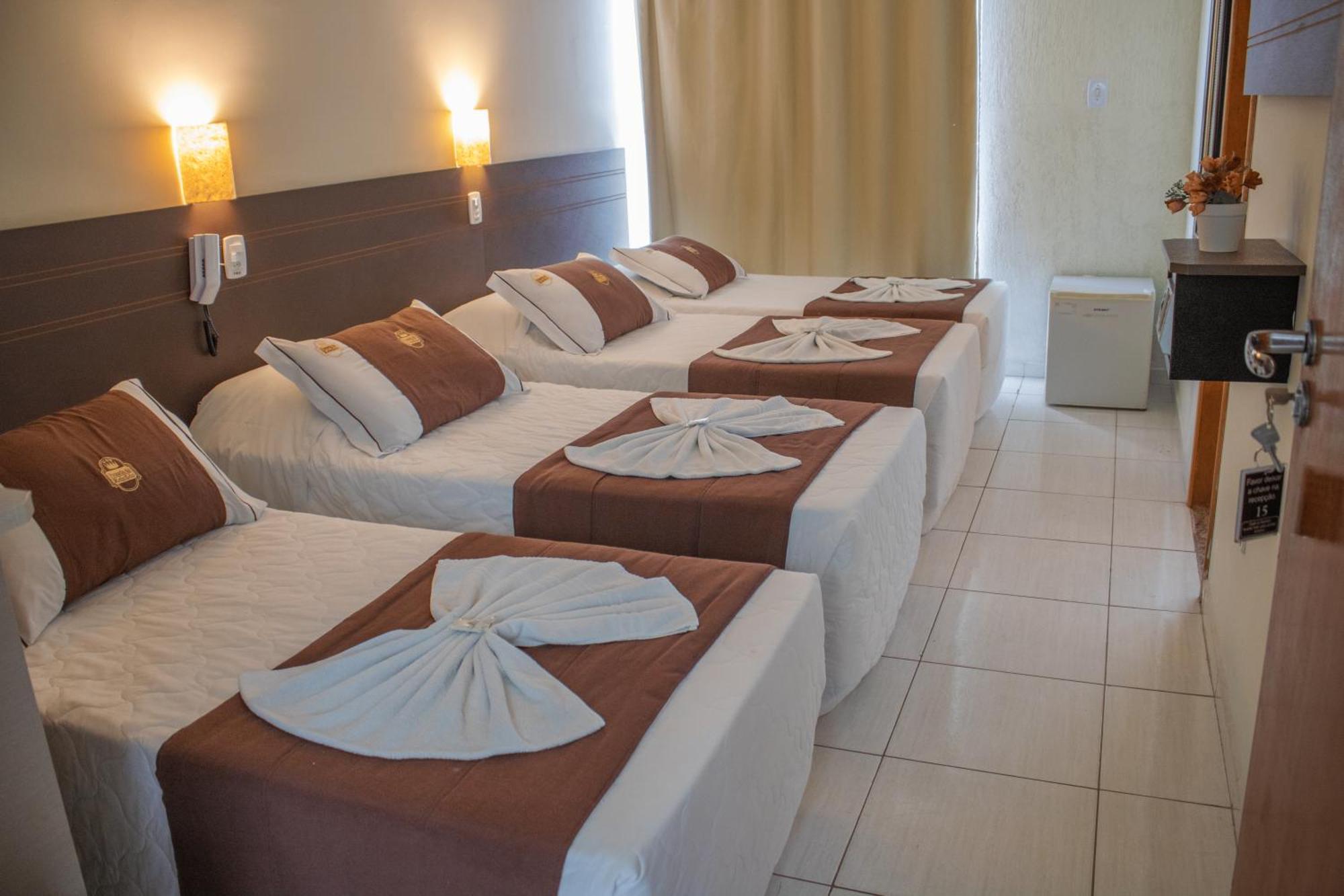 Hotel Do Reinildo I Cachoeira Paulista Eksteriør billede