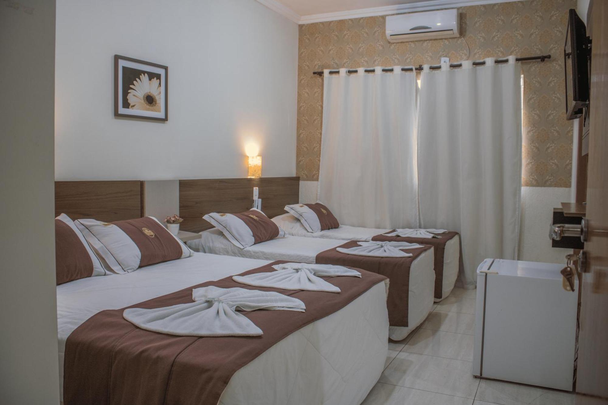 Hotel Do Reinildo I Cachoeira Paulista Eksteriør billede