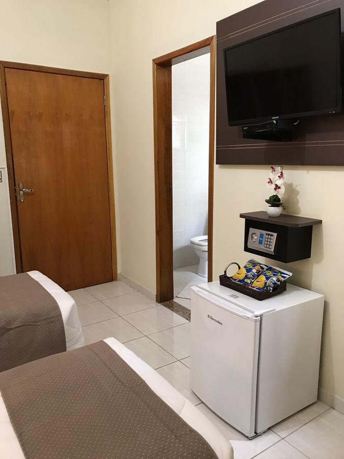 Hotel Do Reinildo I Cachoeira Paulista Eksteriør billede